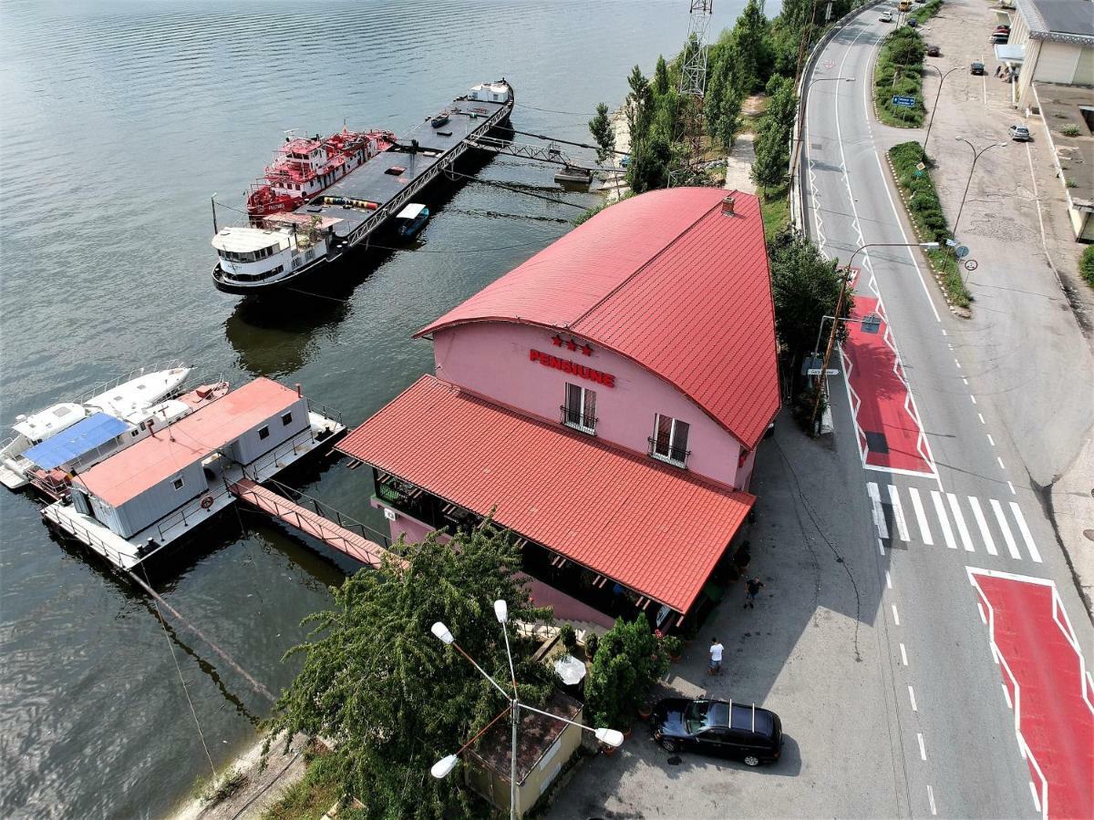 Pensiunea Taka Orsova Ngoại thất bức ảnh